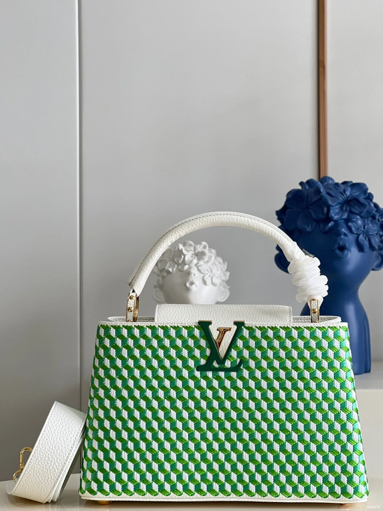 CAPUCINES LOUIS VUITTON MM 0803